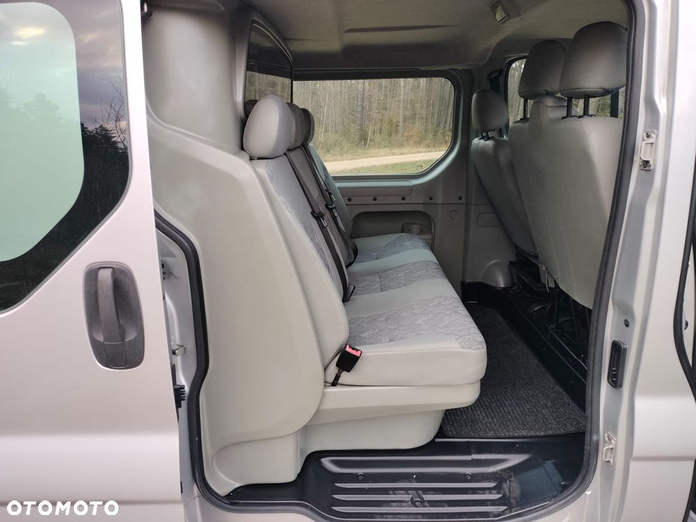 Opel vivaro - 17