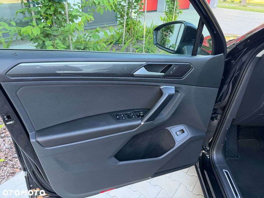 Volkswagen Tiguan 2.0 TSI 4Motion DSG Exclusive - 20