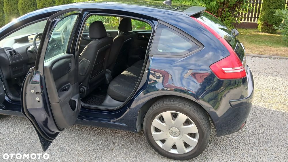 Citroën C4 1.6 HDi Advance - 8