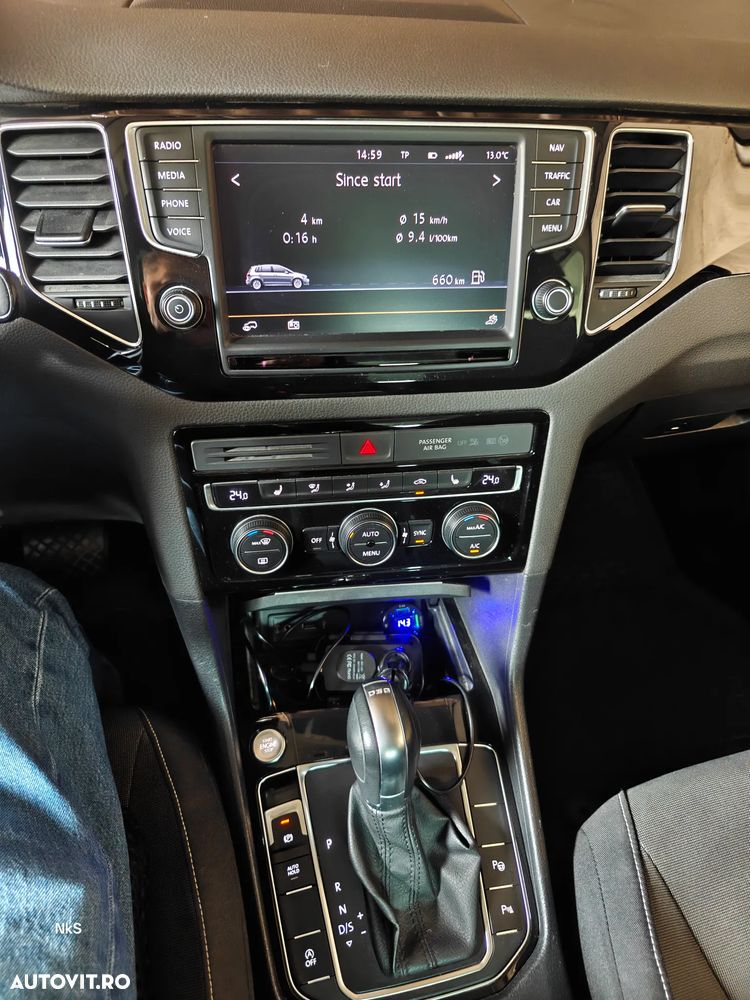 Volkswagen Golf Sportsvan 1.6 TDI DPF DSG BMT Highline - 27