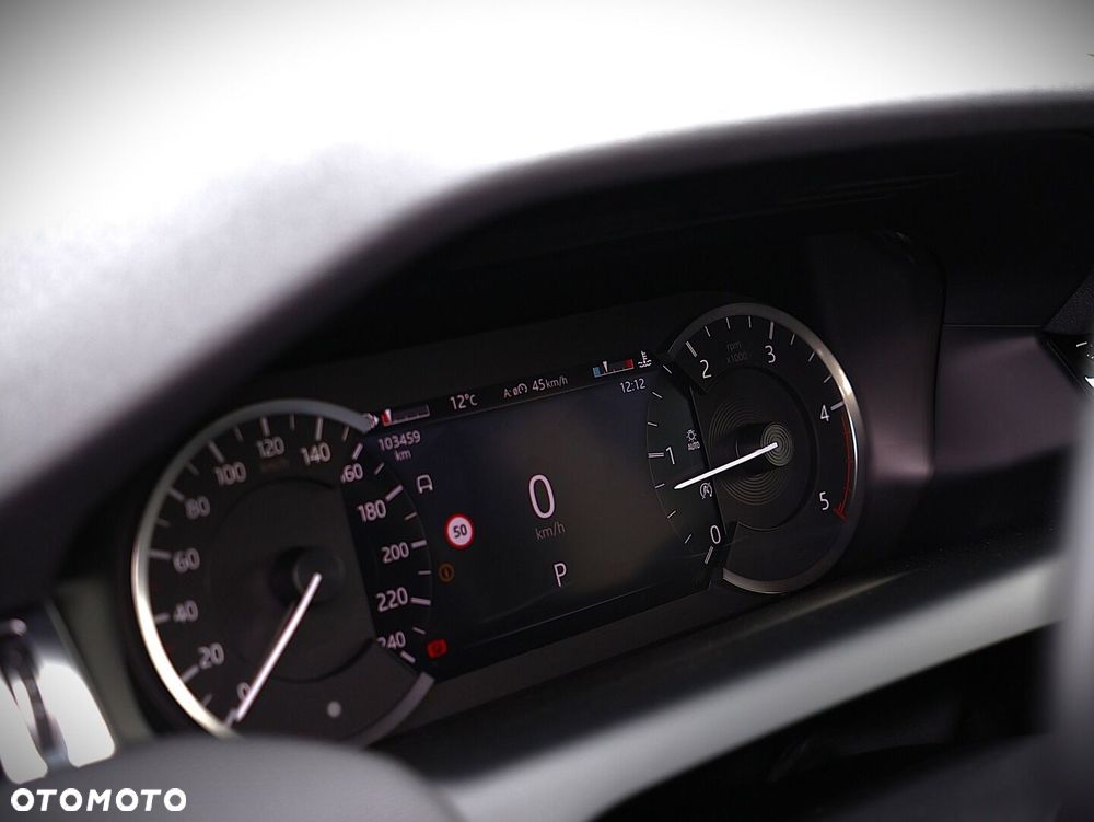 Land Rover Discovery Sport - 28