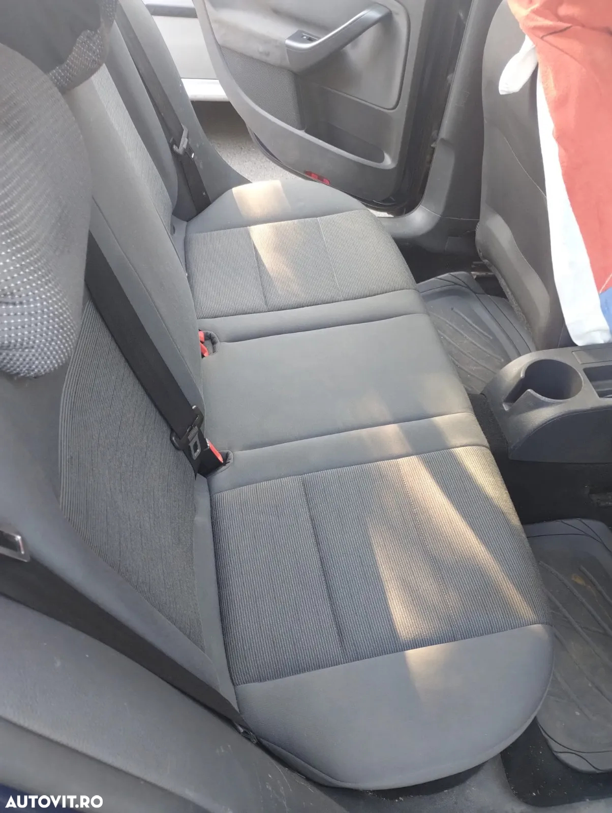 Volkswagen Golf 1.9 TDI Trendline - 5