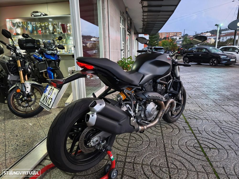 Ducati Monster 821 - 4