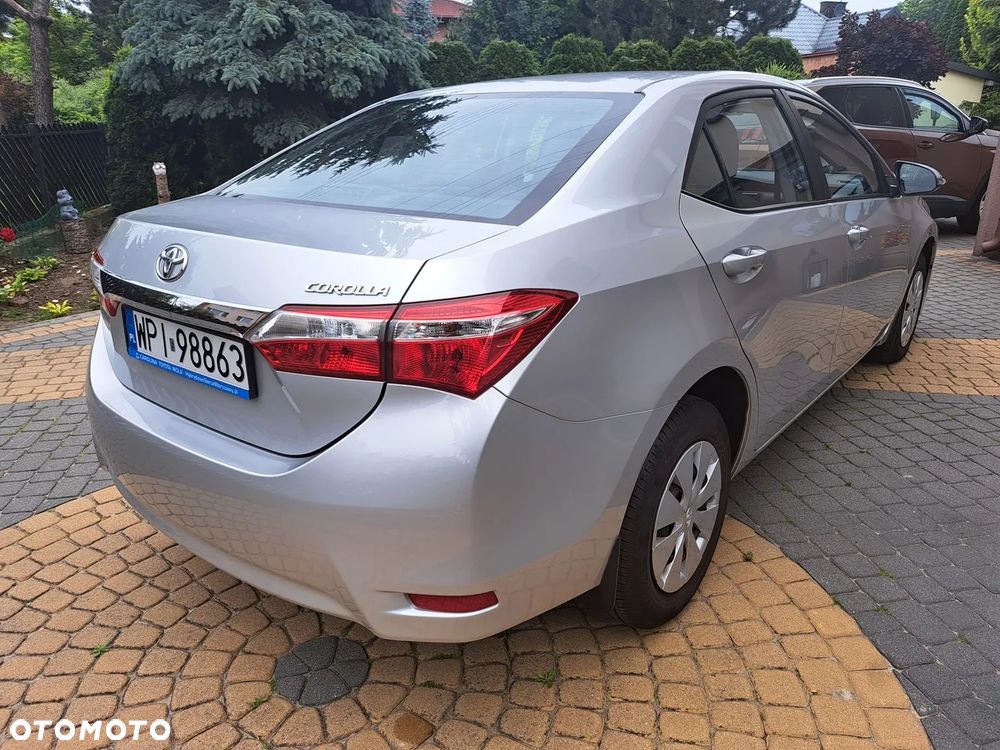 Toyota Corolla 1.6 Active - 3