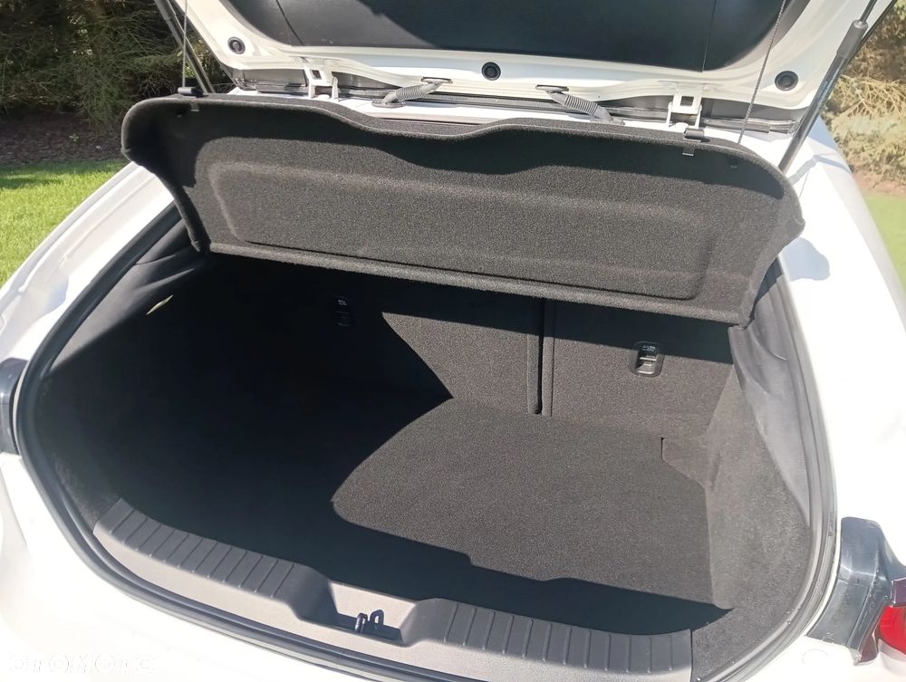 Mazda 3 - 3