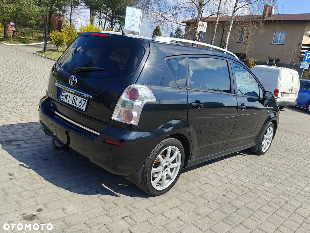 Toyota Corolla Verso 2.2 D-4D DPF Executive - 13