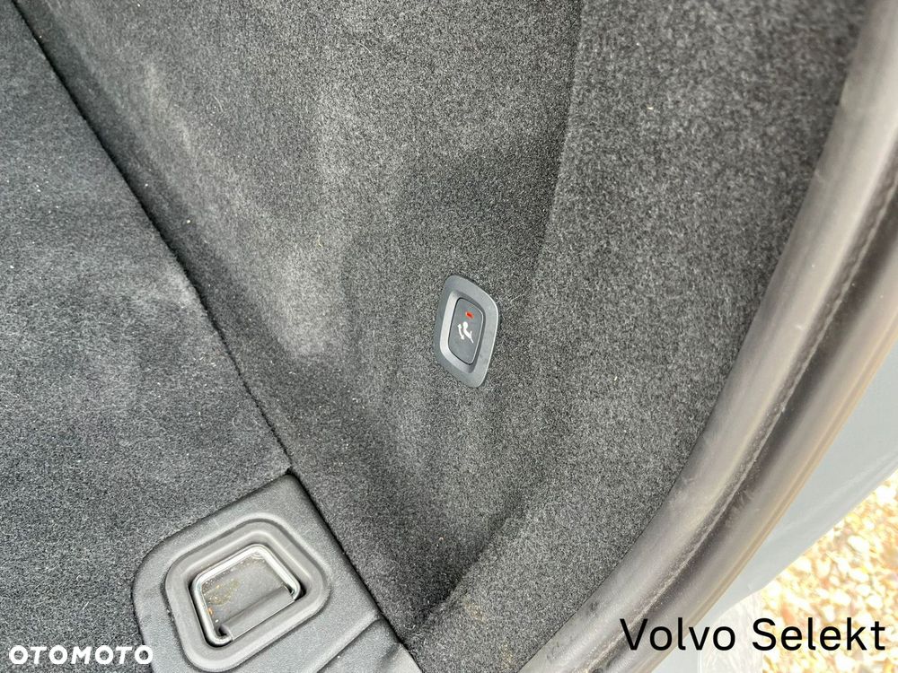 Volvo XC 60 - 38