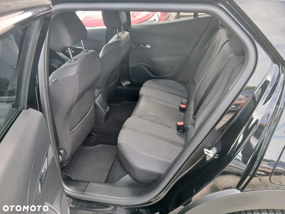 Peugeot 2008 - 21