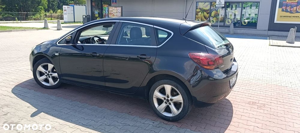 Opel Astra 1.4 - 7