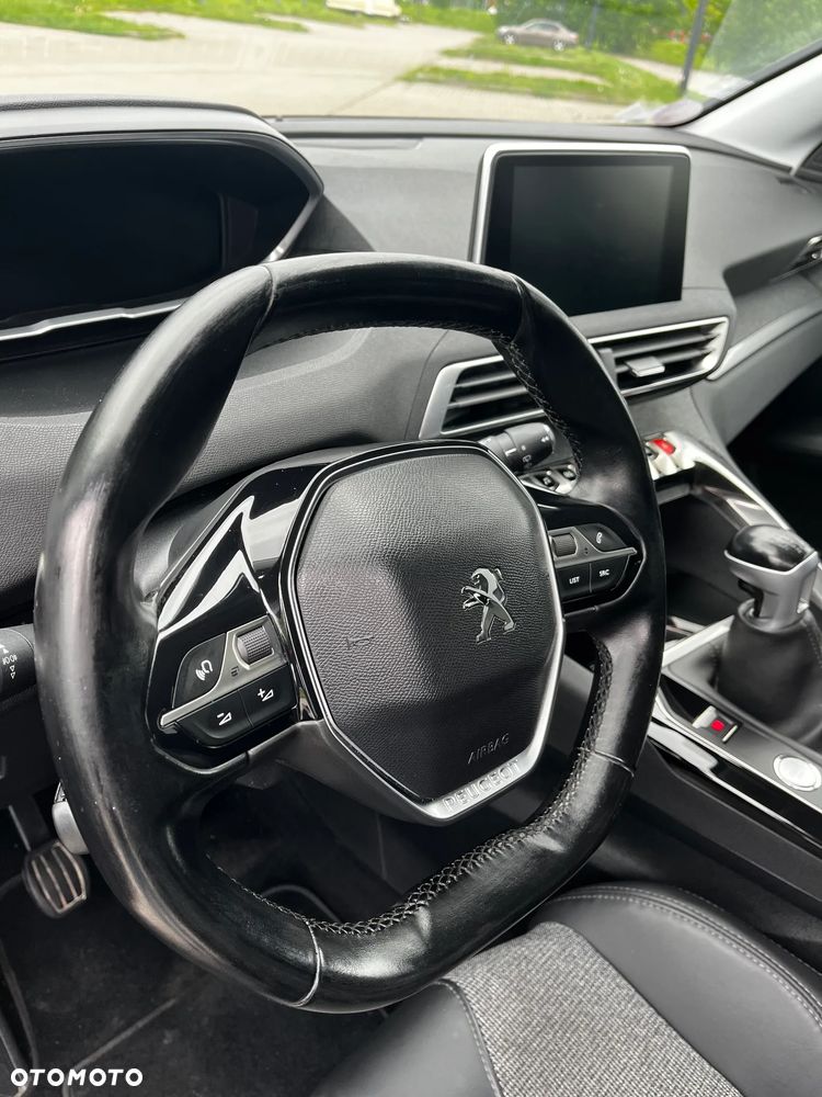 Peugeot 3008 PureTech 130 Stop & Start GPF Allure - 5