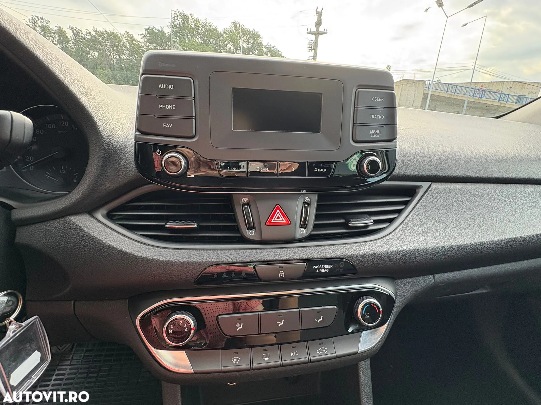 Hyundai i30 1.5 110CP 5DR M/T Comfort - 9