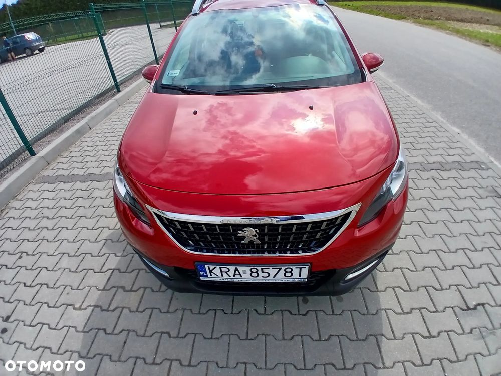 Peugeot 2008 1.2 Pure Tech Allure S&S - 2