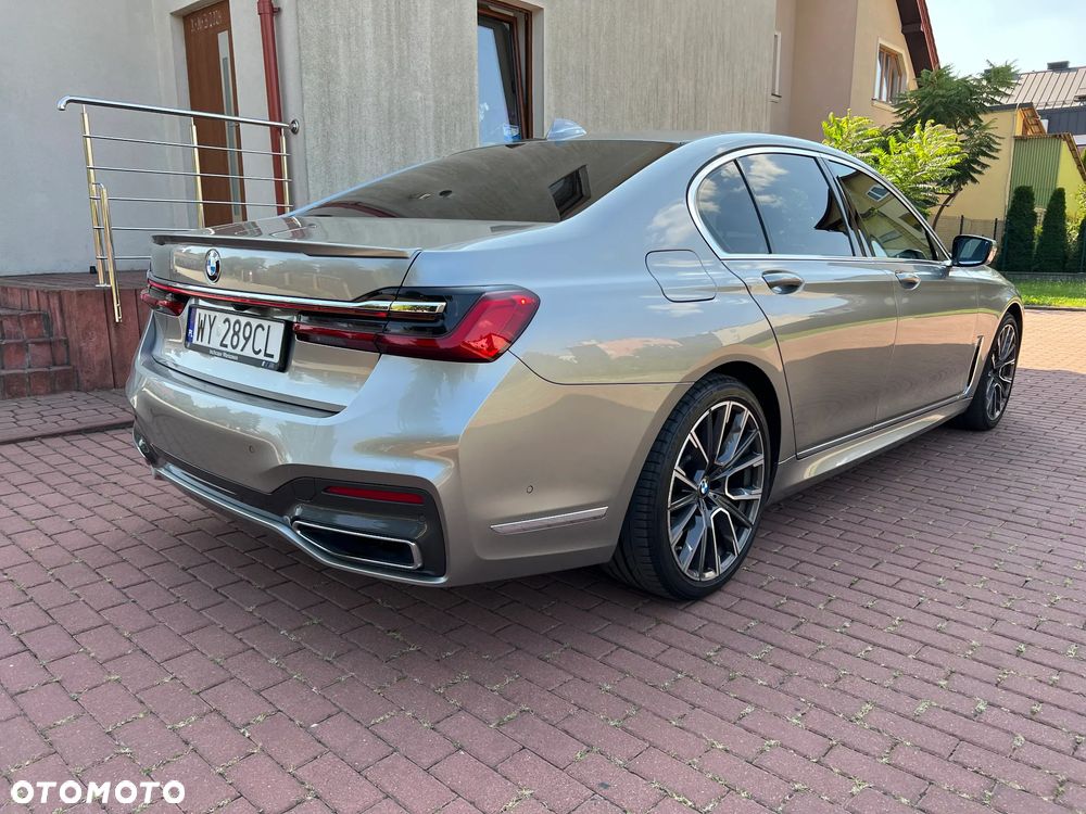 BMW Seria 7 740d xDrive mHEV sport - 14