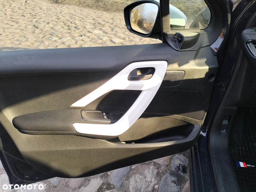 Peugeot 208 PureTech 68 Like - 25