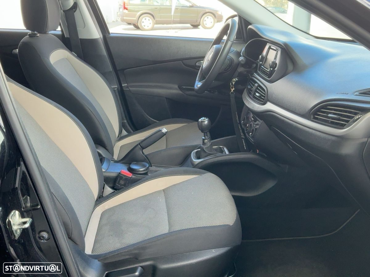 Fiat Tipo Sedan 1.4 Easy - 6