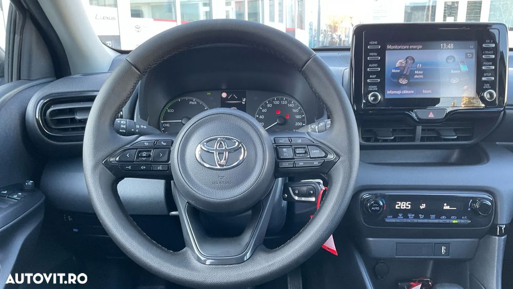 Toyota Yaris 1.5 VVT-i HSD Eco - 17