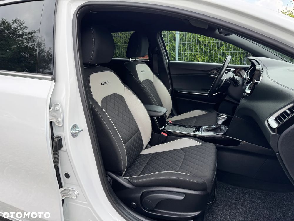 Kia ProCeed 1.4 T-GDI GT Line DCT - 26