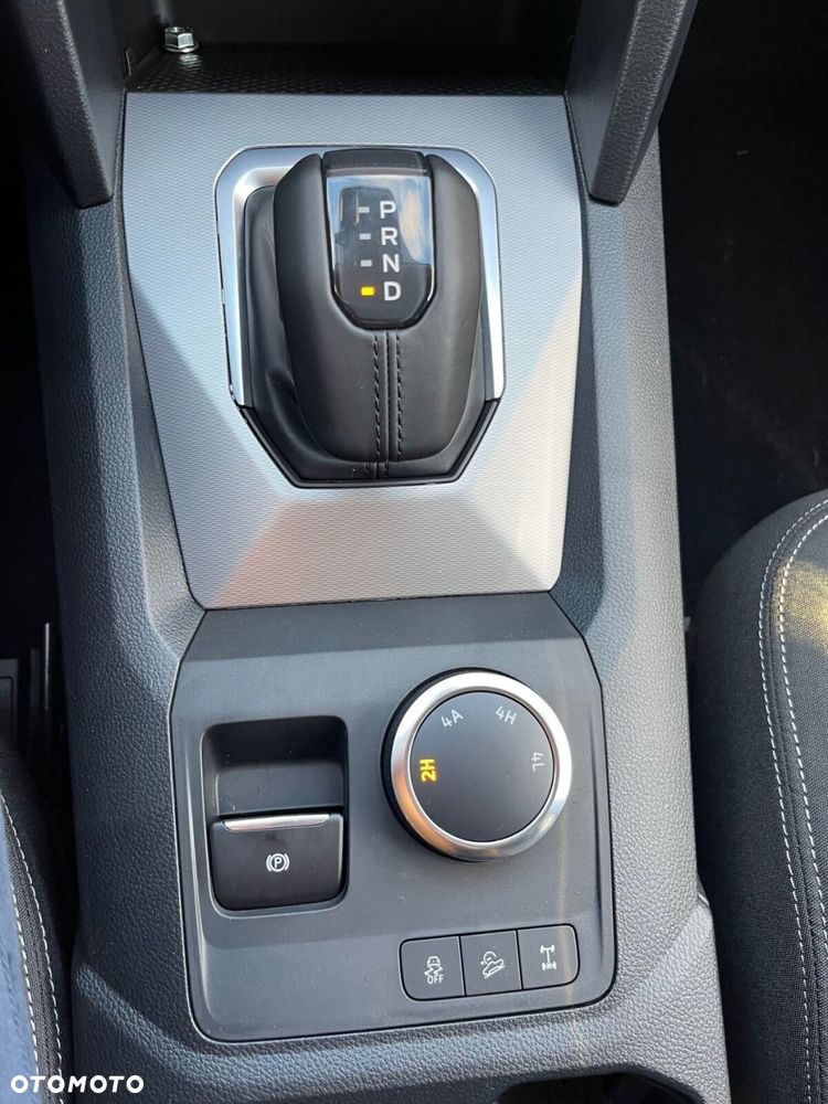 Volkswagen Amarok - 14