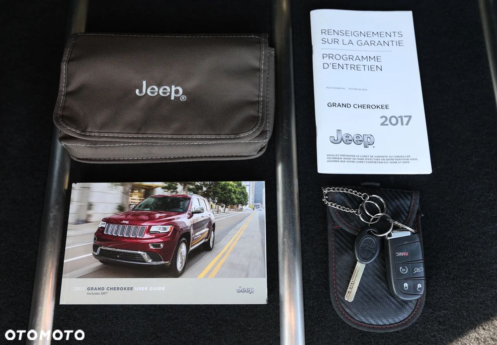 Jeep Grand Cherokee - 40