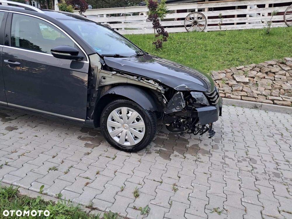 Volkswagen Passat - 3