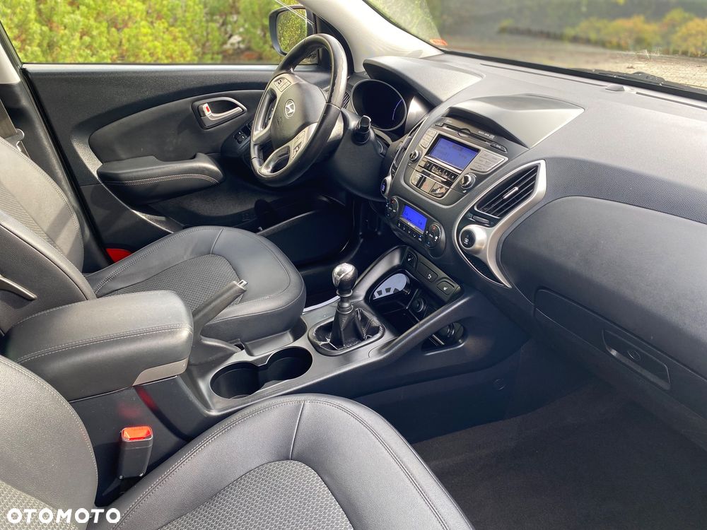 Hyundai ix35 2.0 CRDi Premium 2WD - 24
