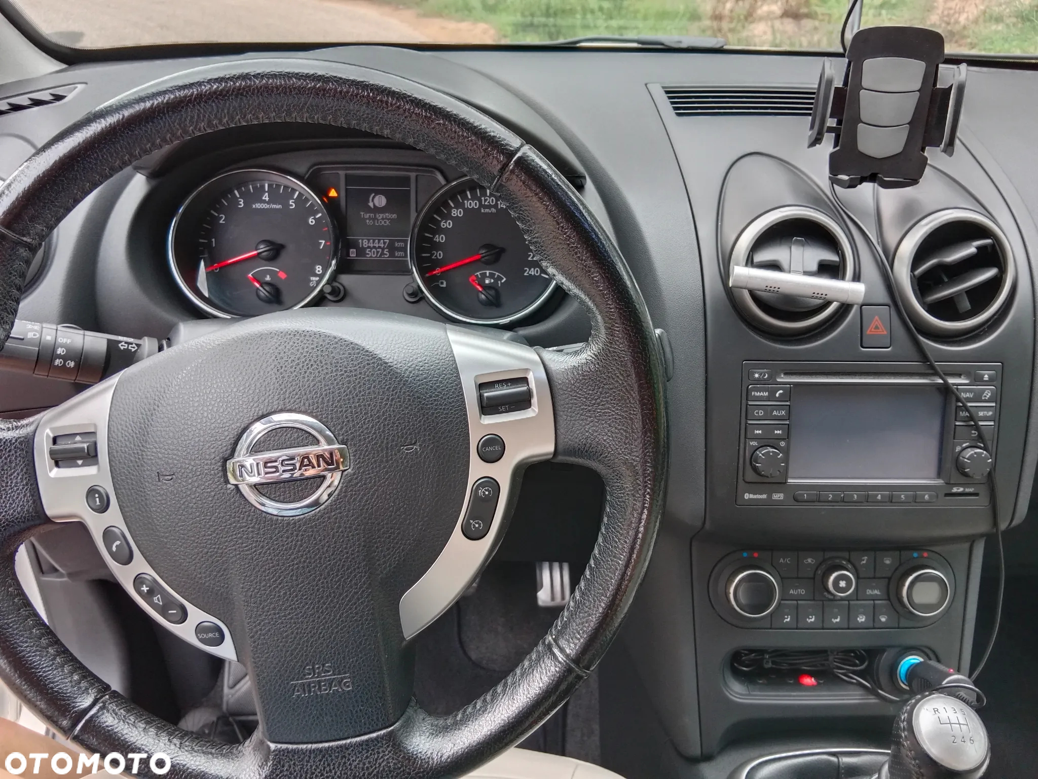 Nissan Qashqai 2.0 4x4 Tekna - 26