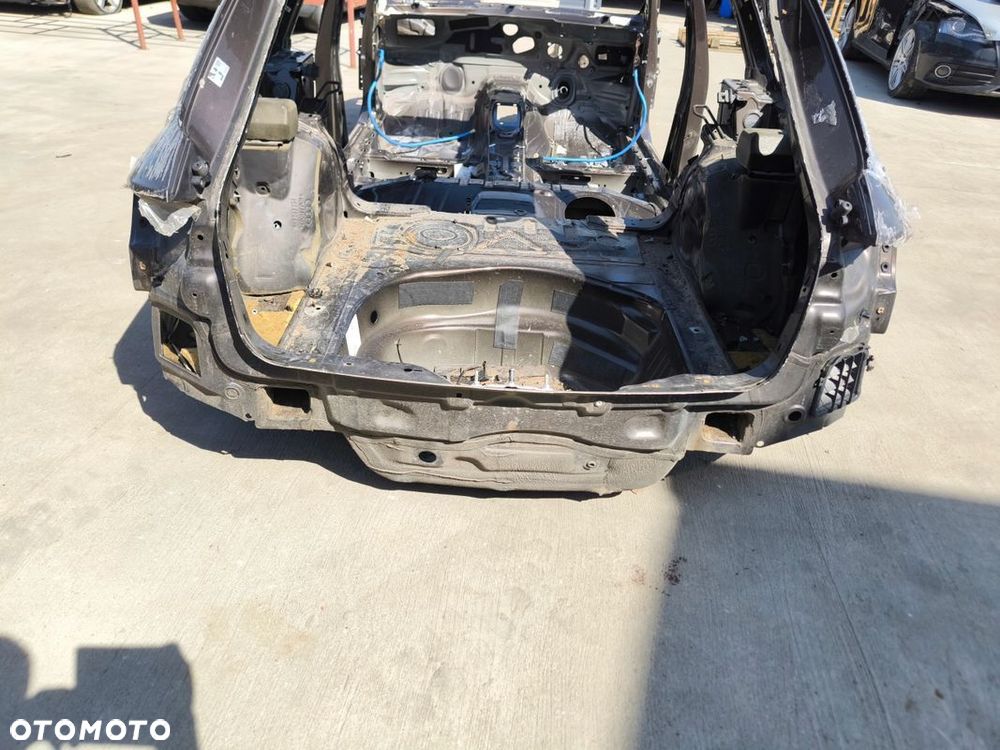 WANNA PAS TYLNI AUDI A4 B8 AVANT KOMBI 2008-2016 ORYGINAŁ *1* - 1