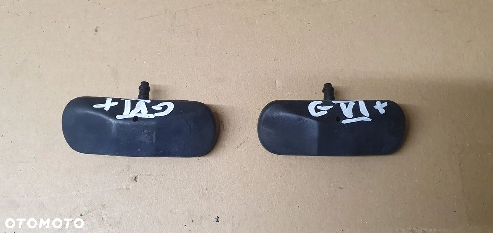 Dysza spryskiwacza podgrzewany spryskiwacz VW Golf VI 6 Plus 5M0955986C - 2