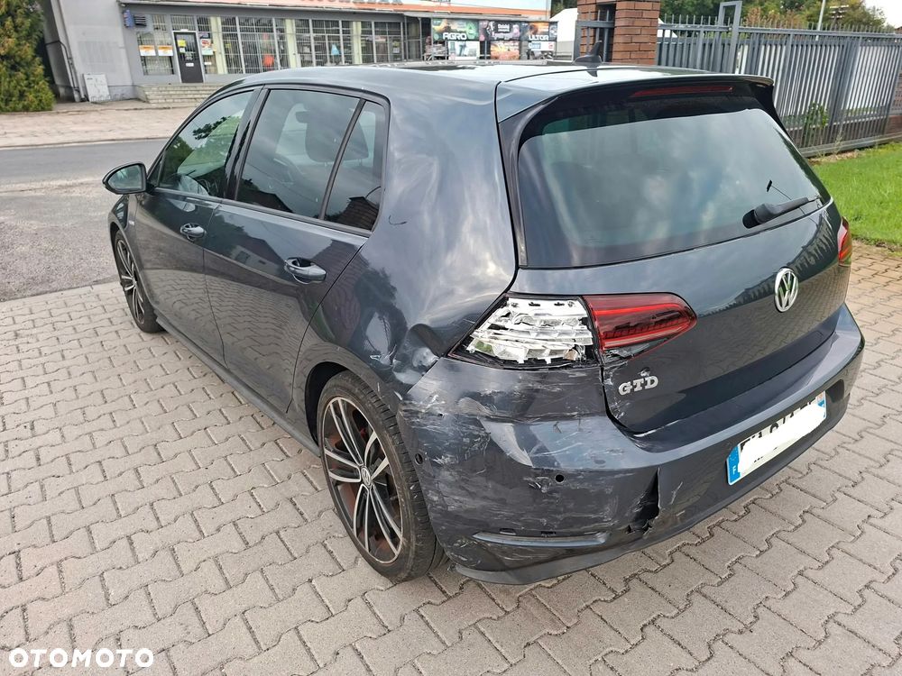 Volkswagen Golf GTD 2.0 TDI SCR DSG - 5
