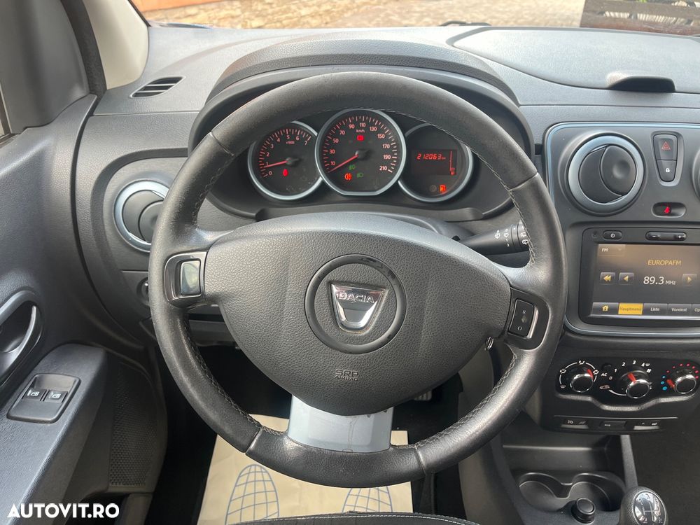 Dacia Lodgy 1.2 TCe 115 CP Stepway - 8