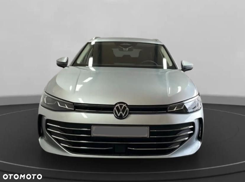Volkswagen Passat - 3