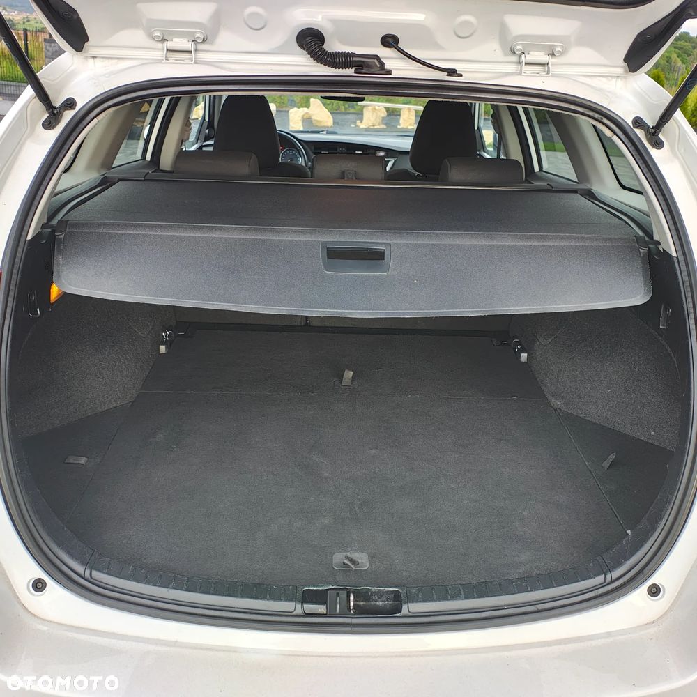 Toyota Auris 2.0 D-4D Premium Comfort - 25