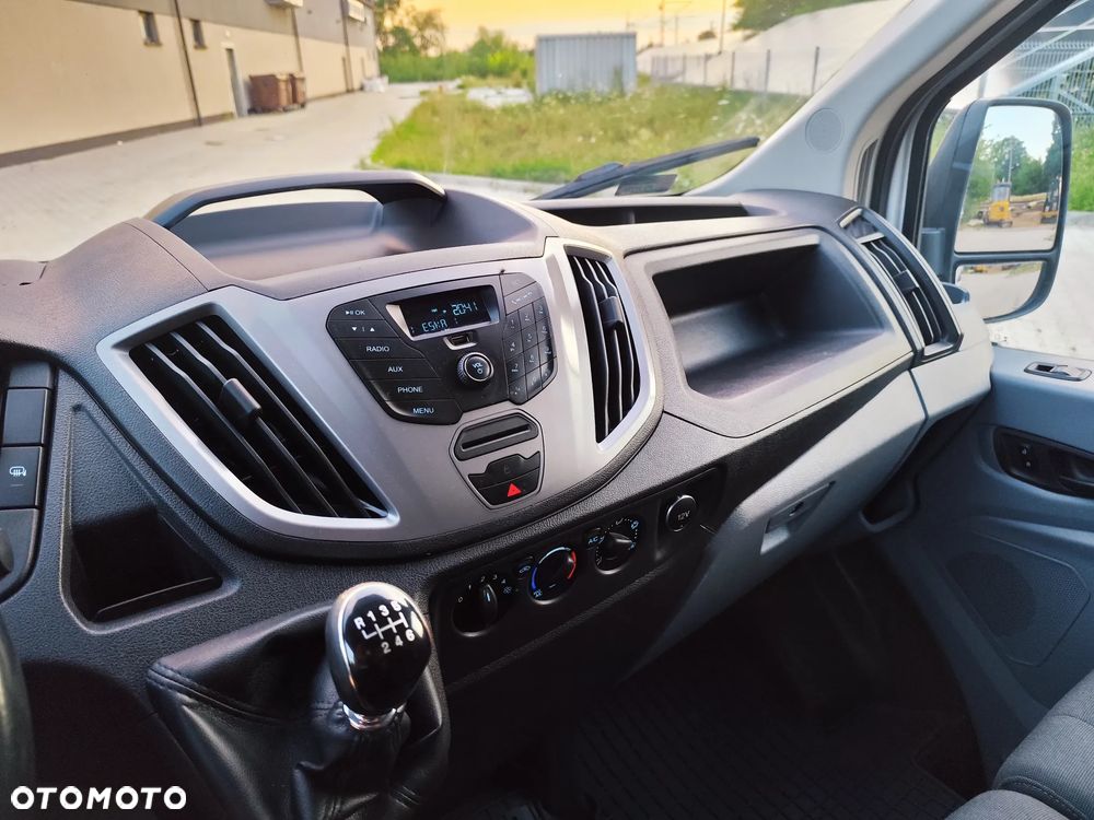 Ford Transit - 20