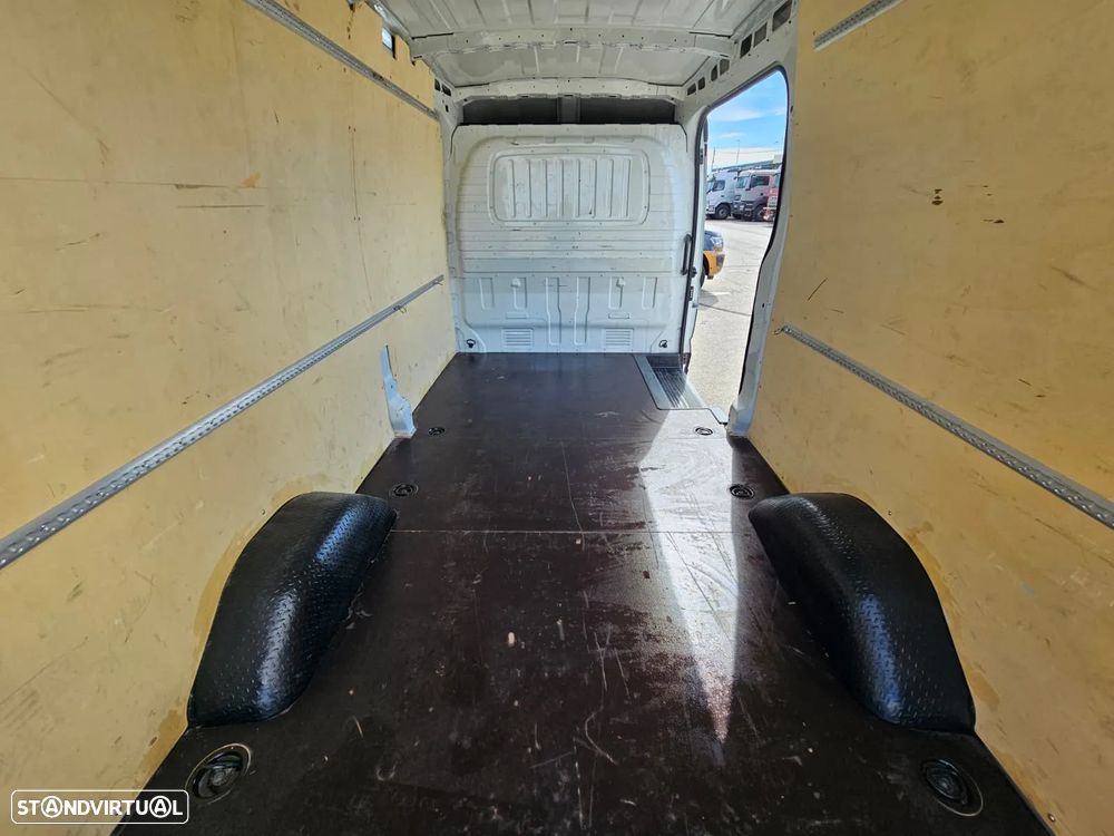 Maxus Deliver 9 - 17