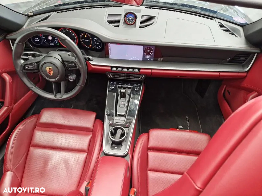 Porsche 911 Targa 4S PDK - 8