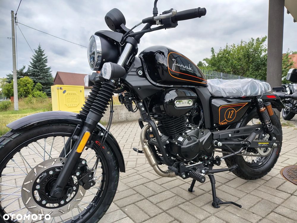 Junak M12 - 6
