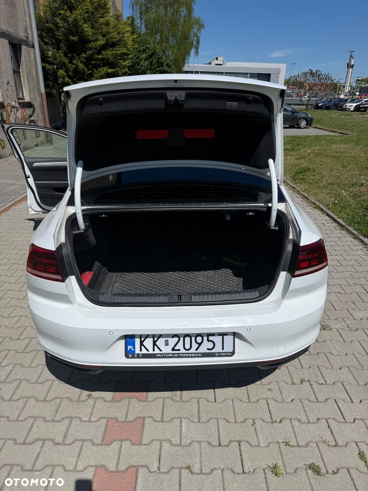 Volkswagen Passat 2.0 TSI Business DSG - 10