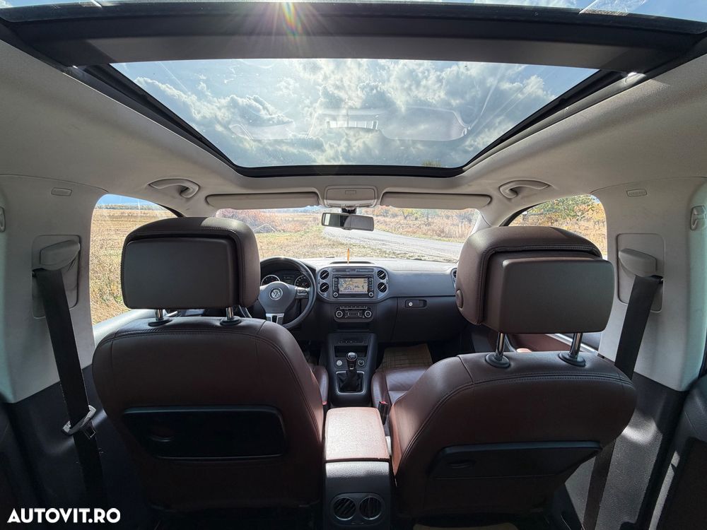 Volkswagen Tiguan - 10