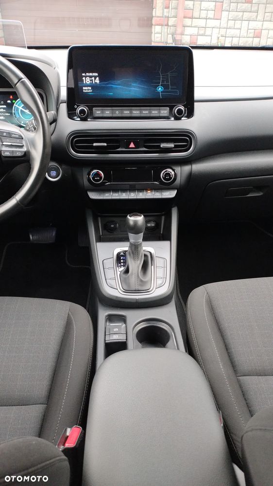 Hyundai Kona 1.6 GDI Hybrid Executive DCT - 23