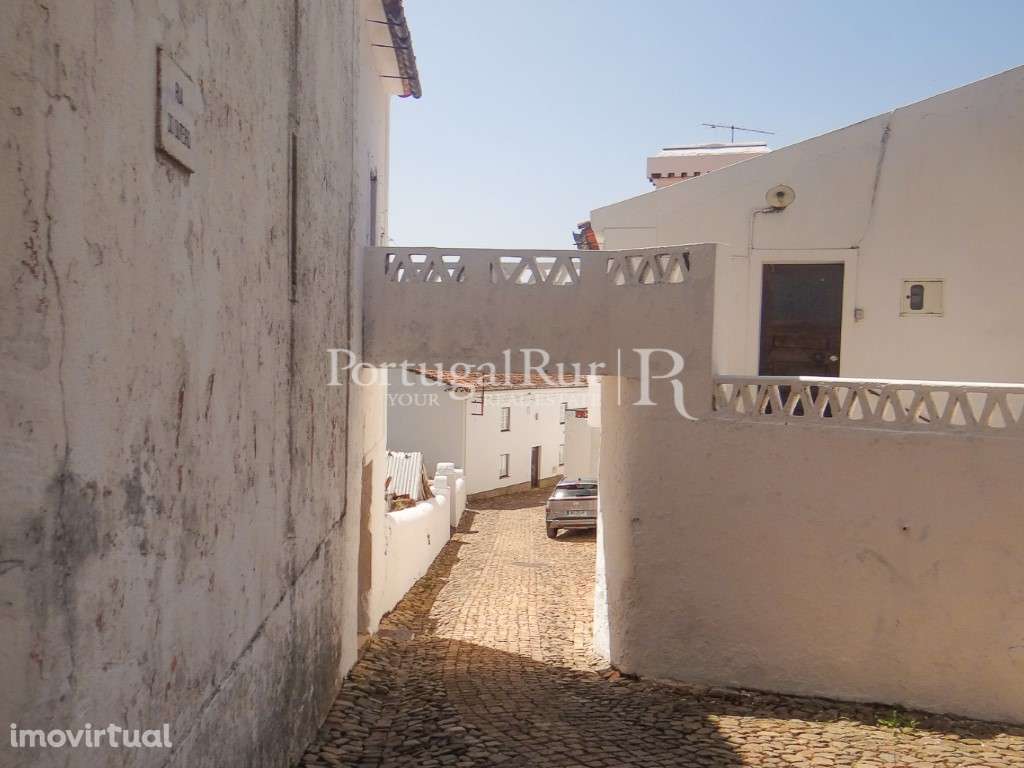 Casa Rústica para recuperar na Serra de São Mamede - Grande imagem: 2/30