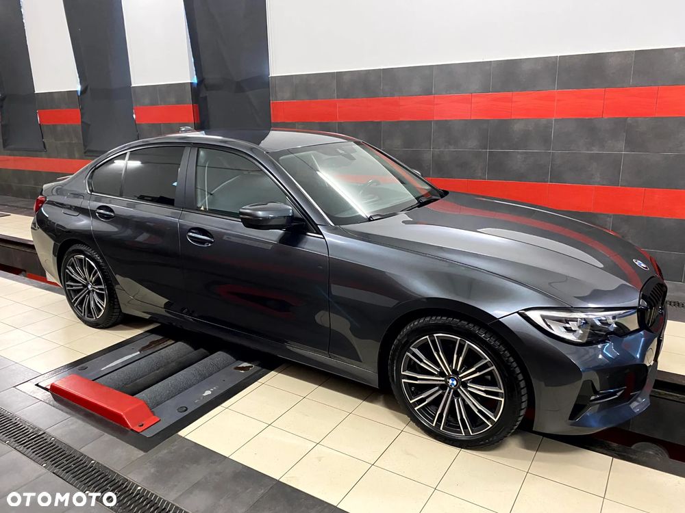 BMW Seria 3 320d Sport - 5