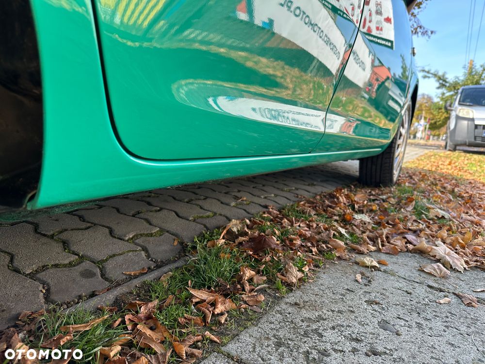 Opel Corsa 1.2 16V Enjoy - 19