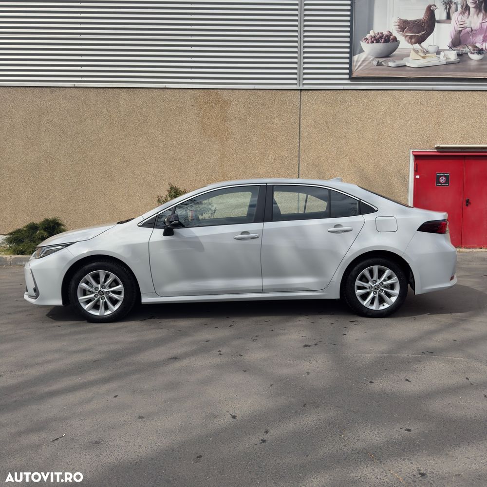 Toyota Corolla 1.8 HSD Business - 2