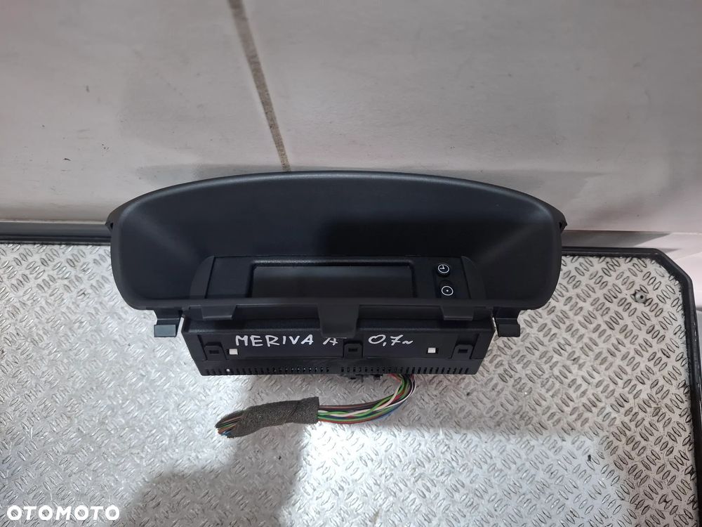 Wyświetlacz monitor Opel Meriva A OPC 2007 rok nr 13242079 - 2