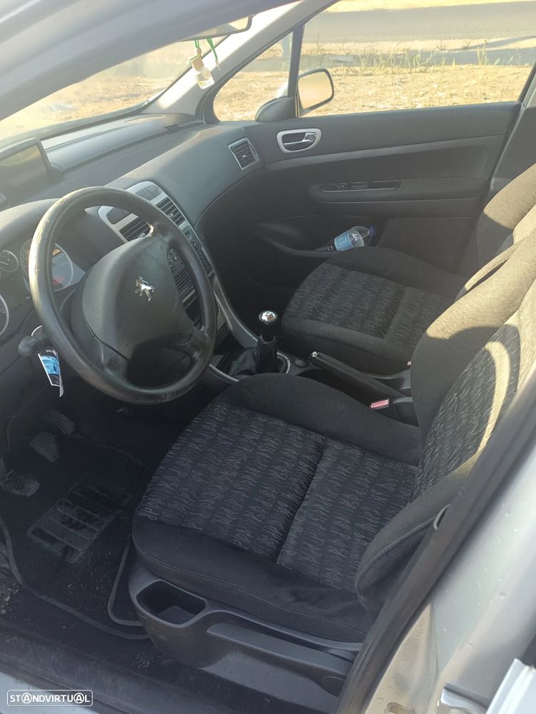 Peugeot 307 1.4 HDi Navtech - 7