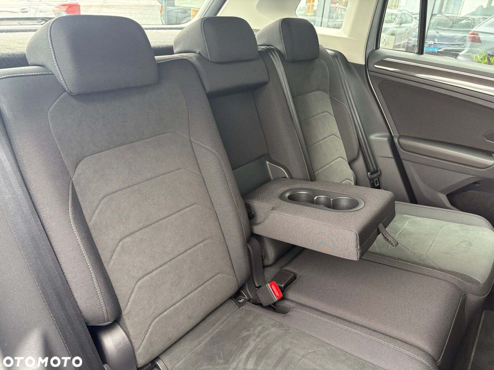 Volkswagen Tiguan 2.0 TDI SCR Elegance DSG - 16