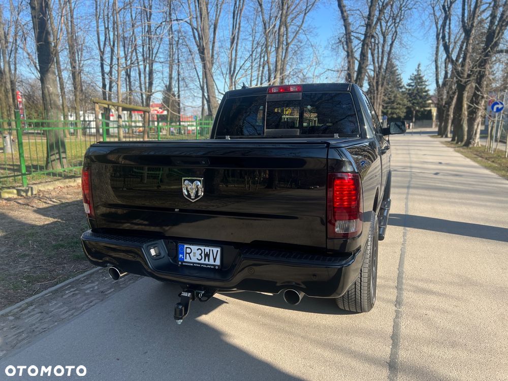 Dodge RAM 1500 5.7 4x4 - 14