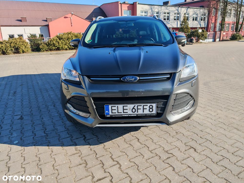 Ford Kuga 1.5 EcoBoost 2x4 Titanium - 6
