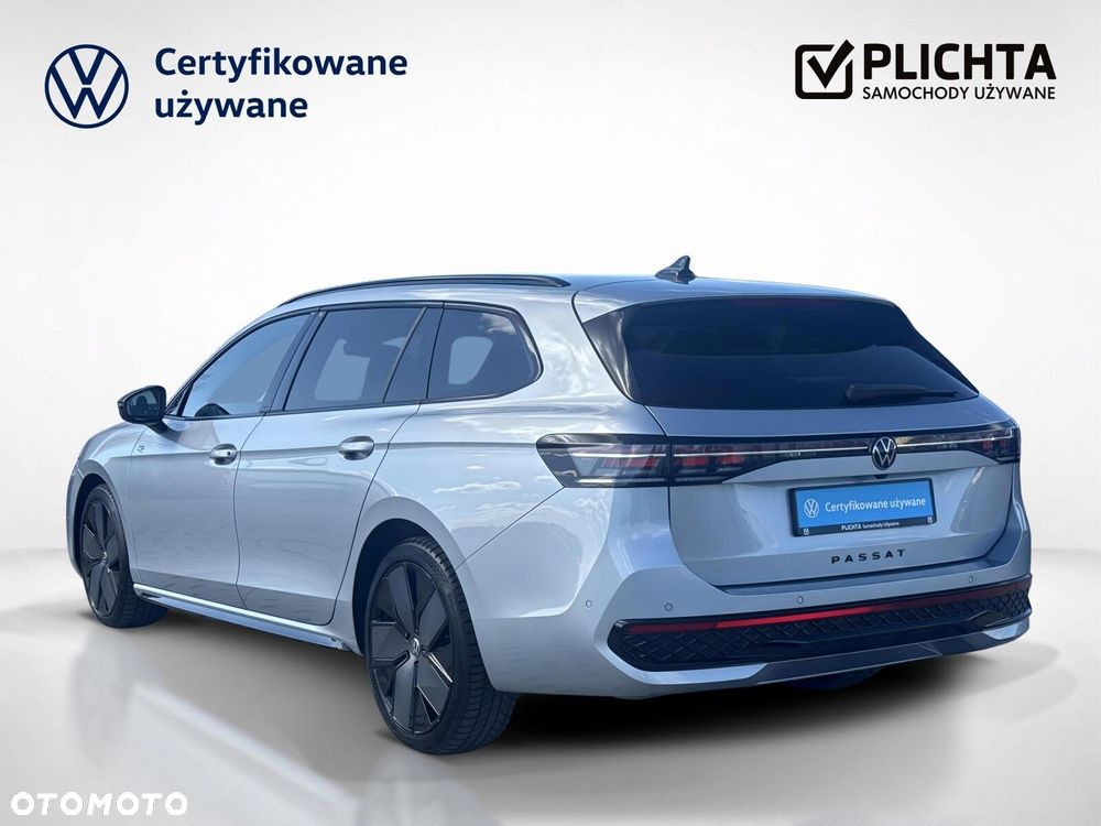 Volkswagen Passat Variant 2.0 TDI SCR 4Mot R-Line Plus DSG - 3