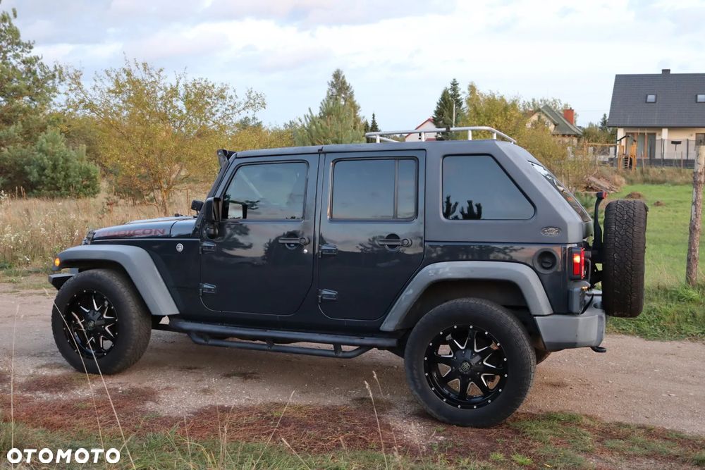 Jeep Wrangler - 12